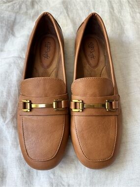 Eurosoft Kellsie Bit Soft Loafer W10 Tan Leather NWOT Comfortable Work Shoes